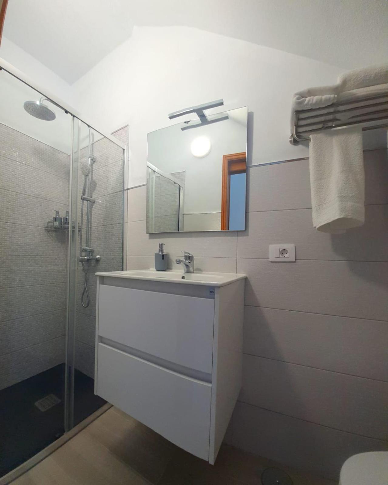 Apartamentos Los Volcanes Фуэнкальенте-де-ла-Пальма Экстерьер фото