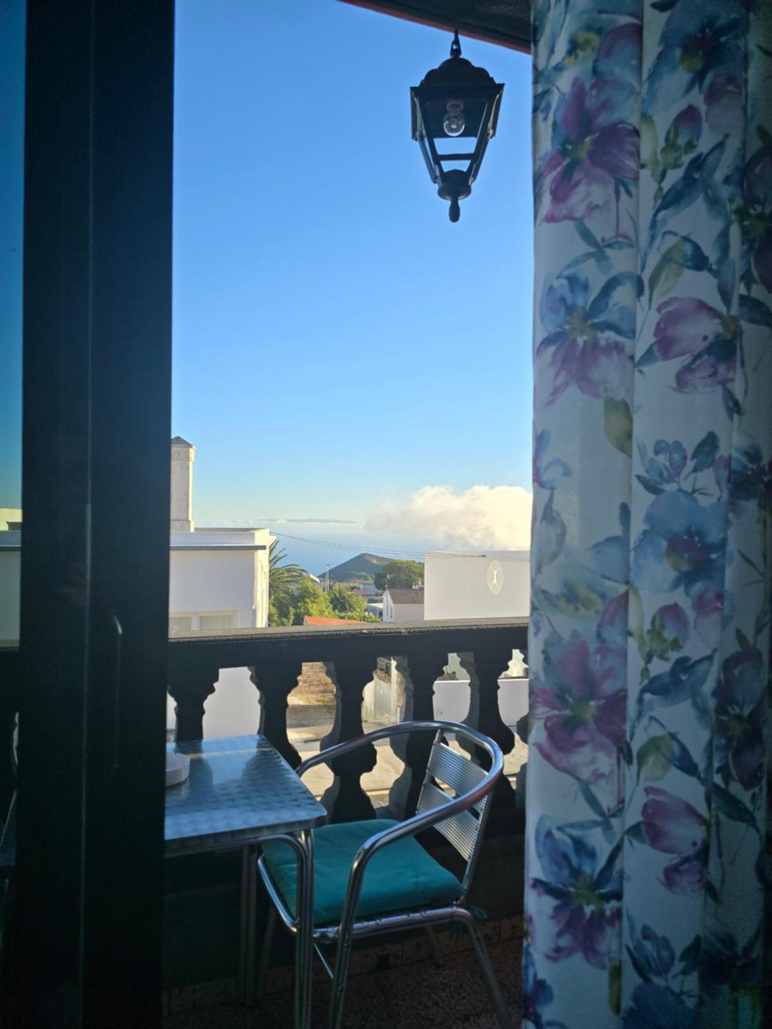 Apartamentos Los Volcanes Фуэнкальенте-де-ла-Пальма Экстерьер фото