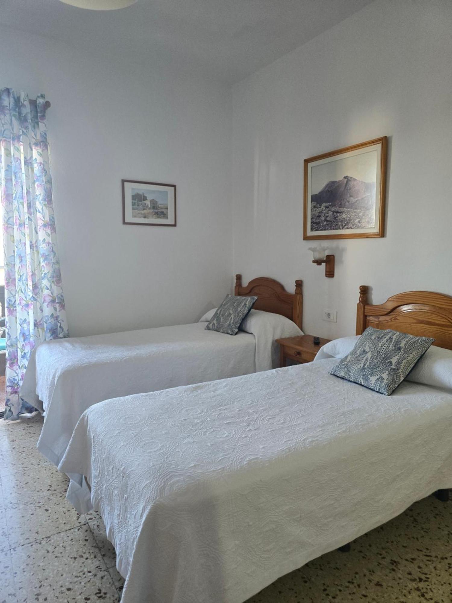 Apartamentos Los Volcanes Фуэнкальенте-де-ла-Пальма Экстерьер фото