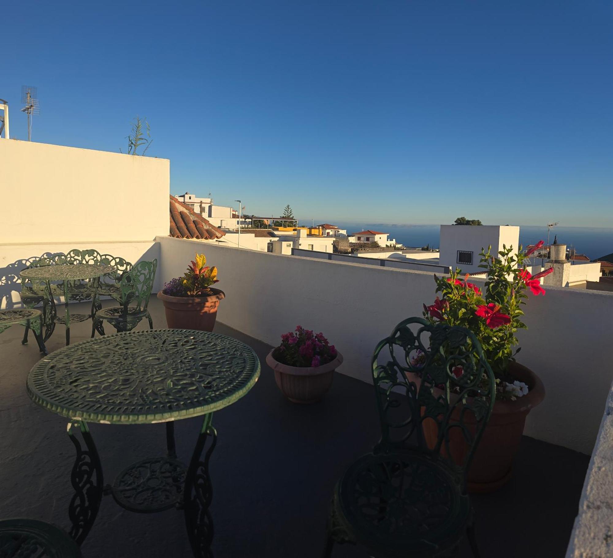 Apartamentos Los Volcanes Фуэнкальенте-де-ла-Пальма Экстерьер фото